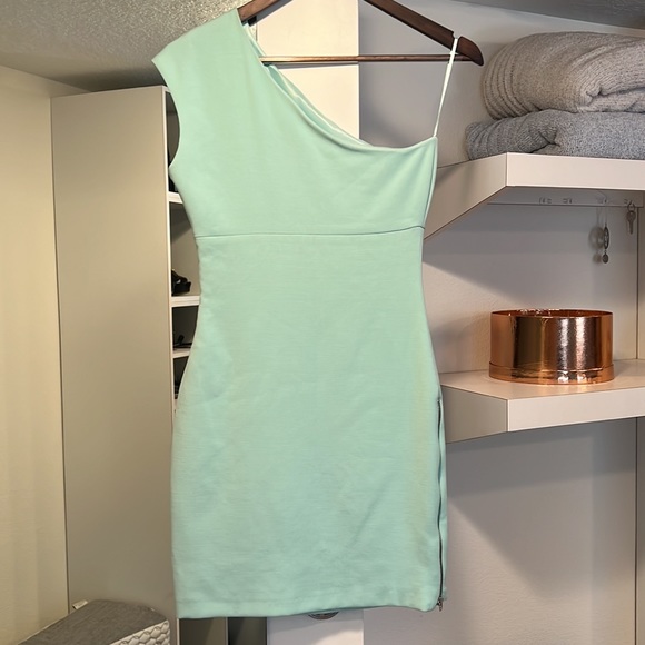 Zara Small Fitted One Shoulder Sea Foam Bodycon Mini Dress - Picture 11 of 12